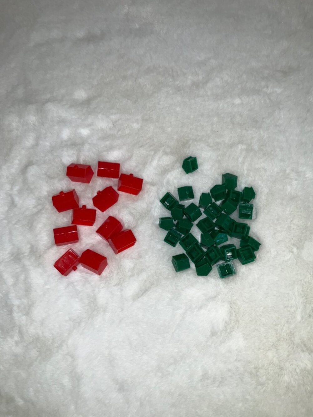 Monopoly Game Replacement 31 House & 11 Hotels - Picture 2 of 2